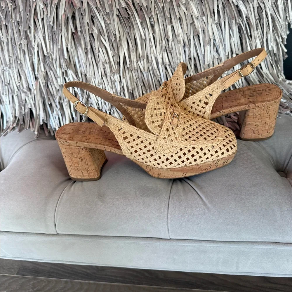 AEROSOLES SANTIAGO RAFFIA NATURAL SZ 9
